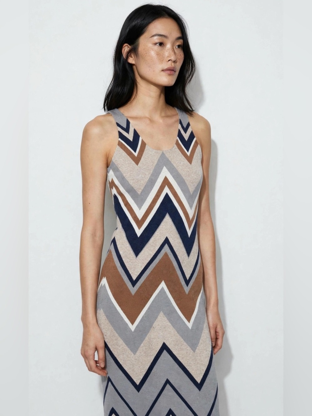 Alice+Olivia Chevon long sleeveless Dress